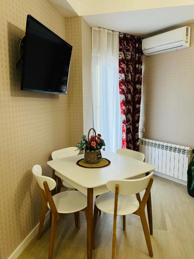 Aura Apartment Kutaisi Exterior photo